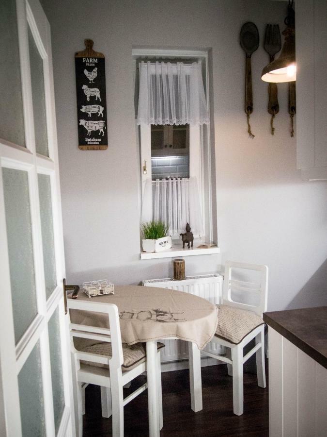 Feliz Apartman Gyula Exterior photo